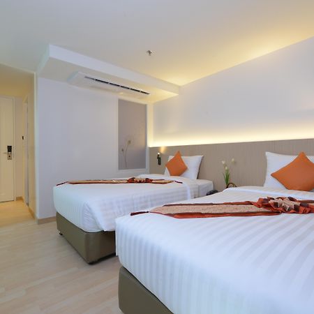 Le D'Tel Bangkok Hotel Екстериор снимка Deluxe Room