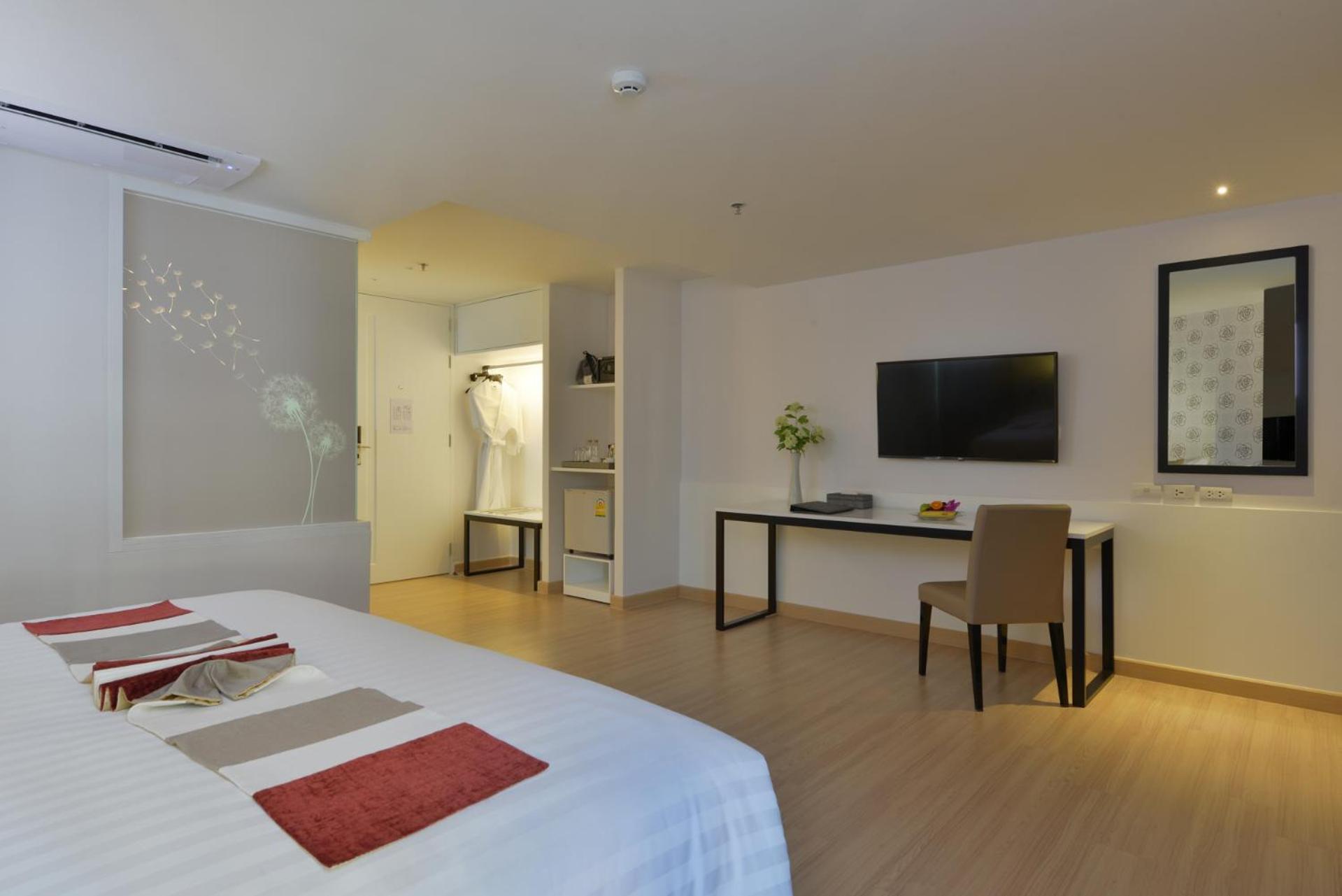 Le D'Tel Bangkok Hotel Екстериор снимка Deluxe Room